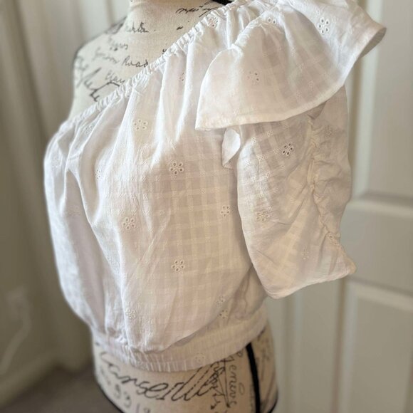 NWT Women's White One Shoulder Crop Top with Ruffled & Cinched Arm - Picture 2 of 9